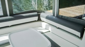 Jach motorowy Futura 860 - Selene