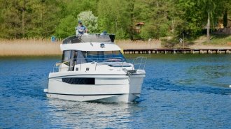 Jacht motorowy Platinum 35 Fly II