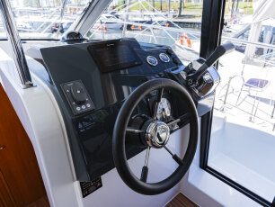Jacht motorowy Platinum 35 Fly Active IV