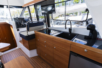 Jacht motorowy Platinum 35 Fly Active IV