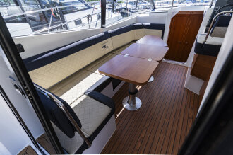 Jacht motorowy Platinum 35 Fly Active IV