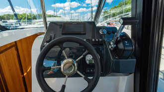 Jacht motorowy Platinum 35 Fly Active III